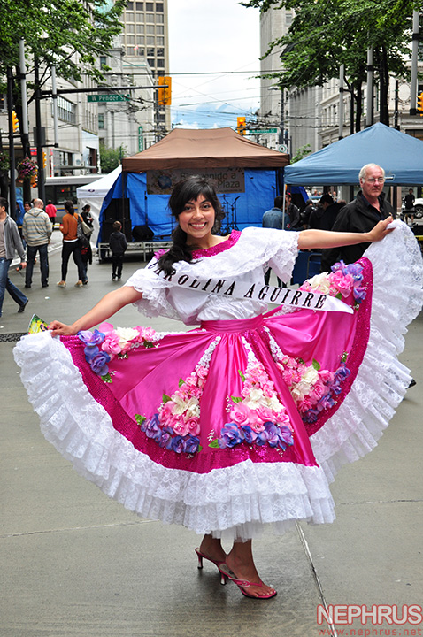 Dancer from Carnaval del Sol