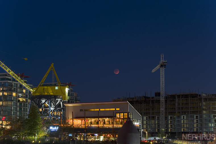 Super Moon over the Pier 7 restaurant.