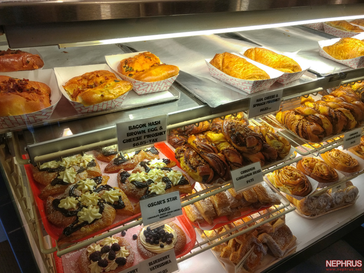 Piroshky Piroshky display case