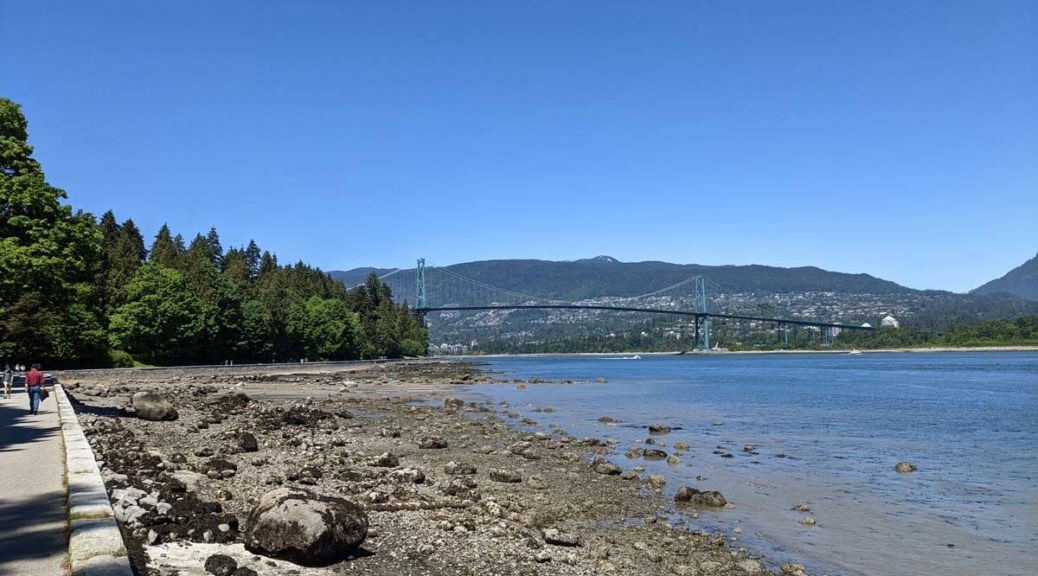 Stanley Park - Lions' Gate Bridge